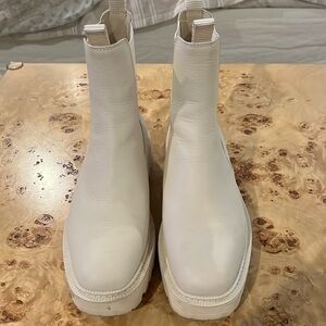 Sam Edelman Laguna Chelsea Boot